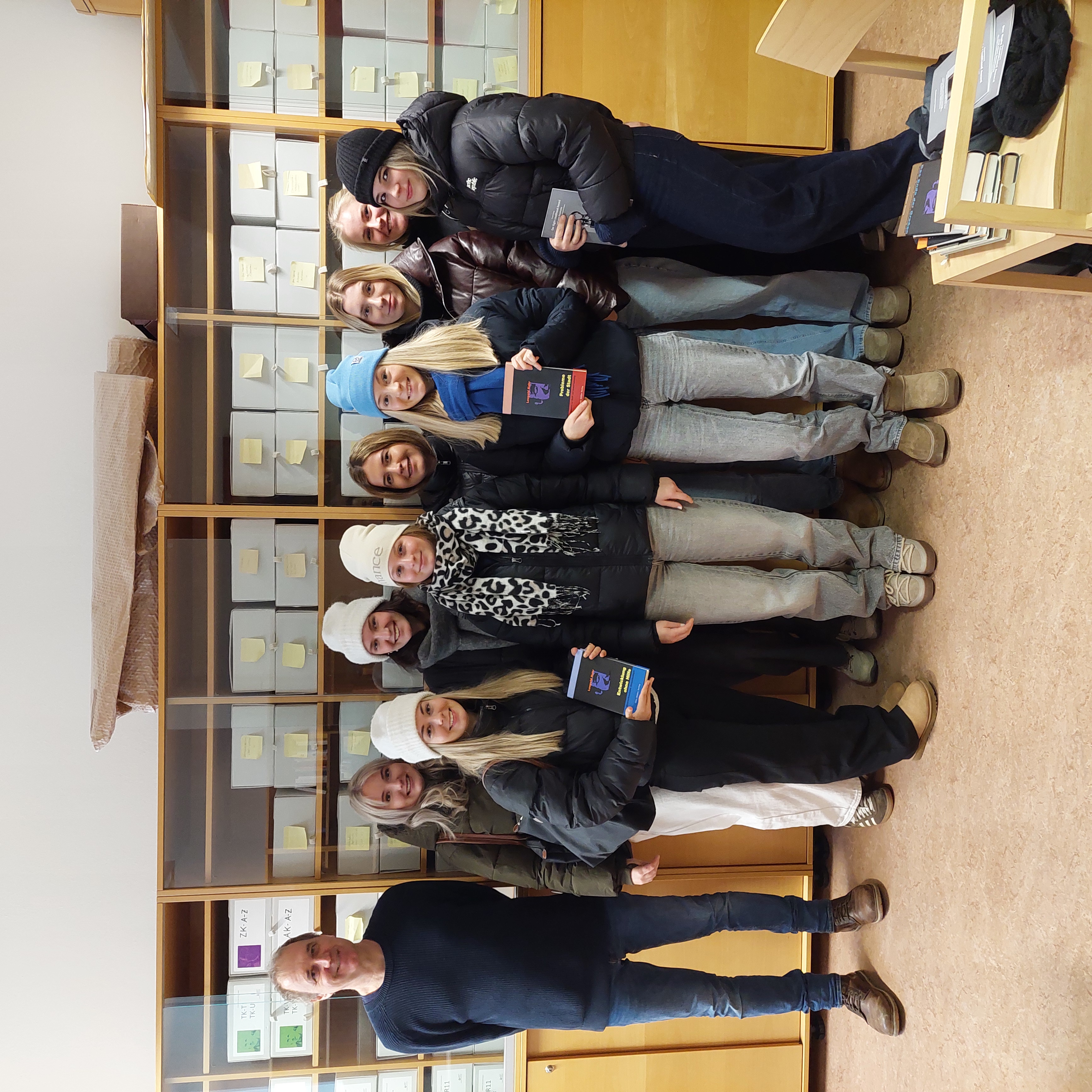 Exkursion in die Universitätsbibliothek Salzburg und das Leopold Kohr Archiv