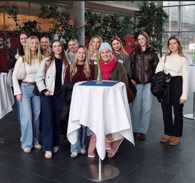 Tech-Zukunft zum Anfassen: 4AHL taucht bei den Future and Tech Days der FH Urstein in neue Welten ein