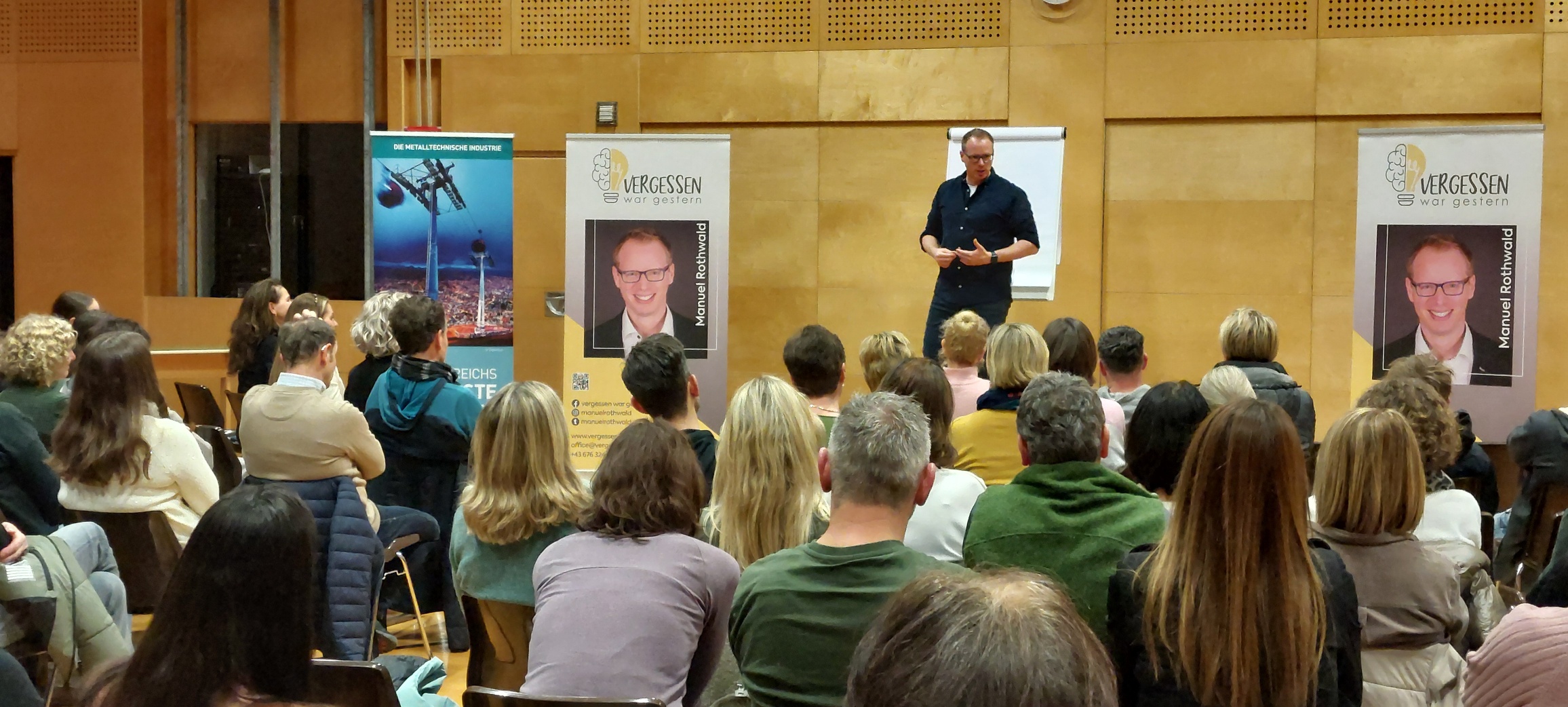 „Vergessen war gestern“ – Gedächtniskünstler Manuel Rothwald mit öffentlichem Vortrag in St. Johann